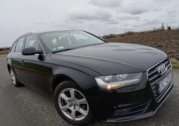 Audi A4 cena 36900 przebieg: 327026, rok produkcji 2013 z Kłodzko małe 301